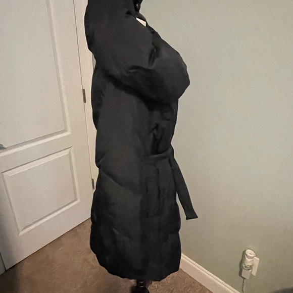 BCBGMaxAzria Black Puffer Jacket with Belt - Picture 3 of 5